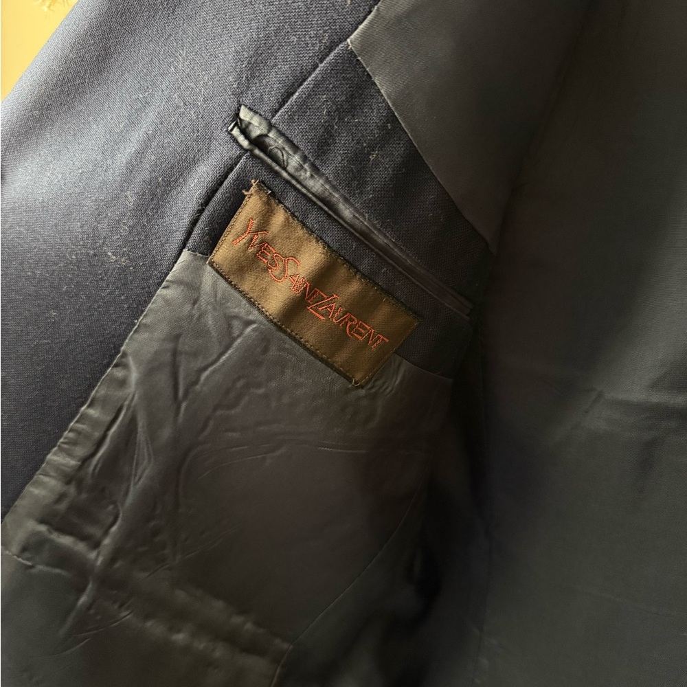 Yves Saint Laurent Men’s Navy Suit Jacket Blazer with Signature Gold Buttons - Picture 3 of 9